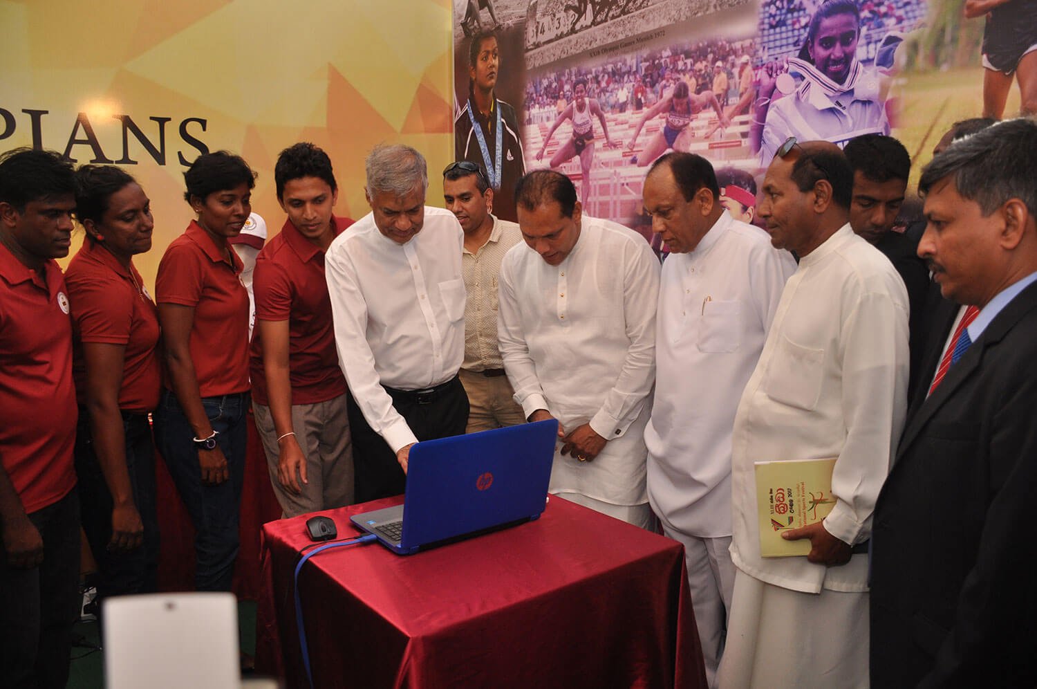 Prime Minister Ranil Wickremesinghe launched the official website of the Sri Lanka Olympians Association (SLO)