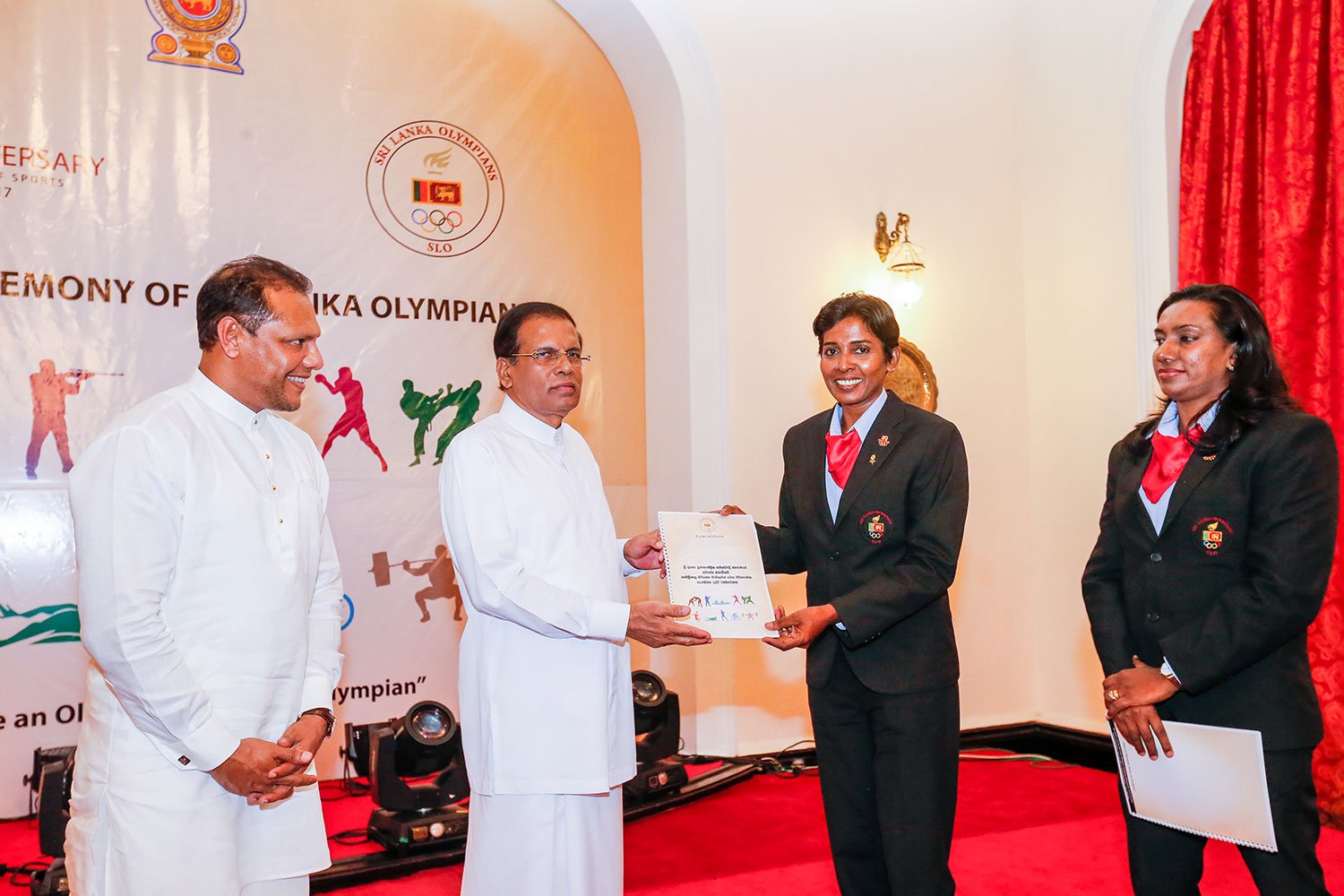 President Mithripala Sirisena Present “Ran Sammana” Awards to Sri Lanka Olympians